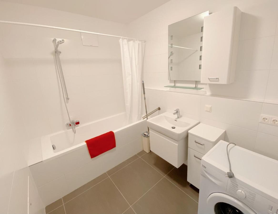 U1 Alte Donau Old Danube City Apartment 2 Wien Eksteriør bilde